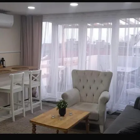 Fatih Merkezi Lokasyon Guezel Teras Manzarasi דירה איסטמבול